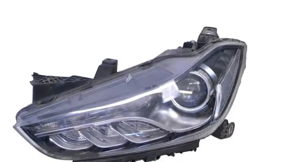 Maserati Ghibli Headlight/headlamp 670038246