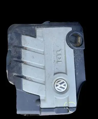Volkswagen PASSAT B7 Engine cover (trim) 03L103925