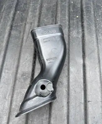 Volvo S90, V90 Air intake duct part 31370264