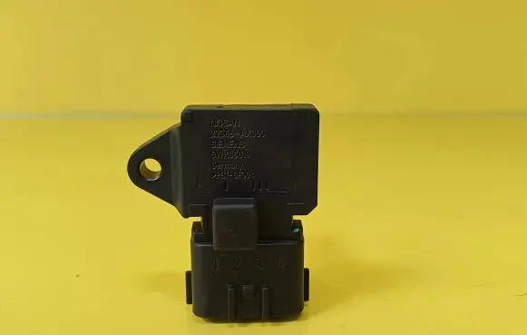 Nissan Micra Air pressure sensor 22365AX000 5WK96819