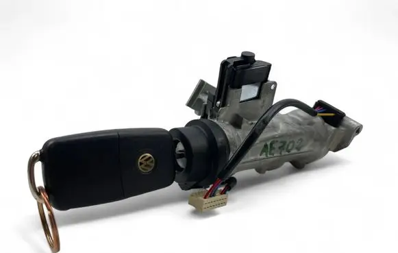 Volkswagen Golf VI Ignition lock 1K0905865A