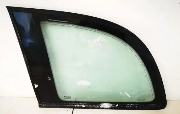Opel Zafira A Rear side window 90579311