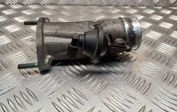 Audi A4 S4 B6 8E 8H Throttle valve 4B0145950