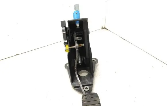 Clutch pedal