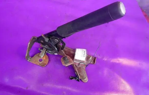 Peugeot 1007 Handbrake/parking brake lever assembly 9648023177