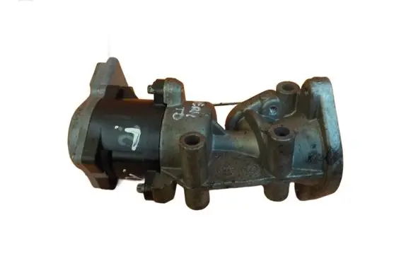 Land Rover Discovery 3 - LR3 EGR thermostat 7H2Q9D475DE