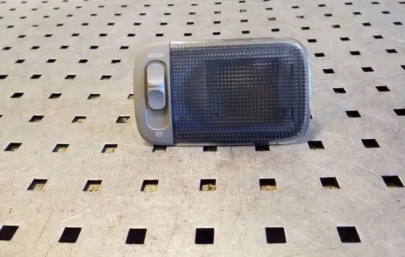Subaru Outback Rear seat light