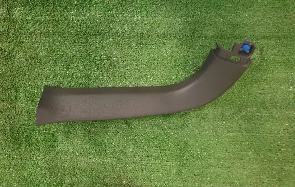 Hyundai i30 Bottom trim 81731-G4200