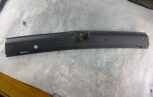 Opel Zafira A Trunk/boot sill cover protection 90580331
