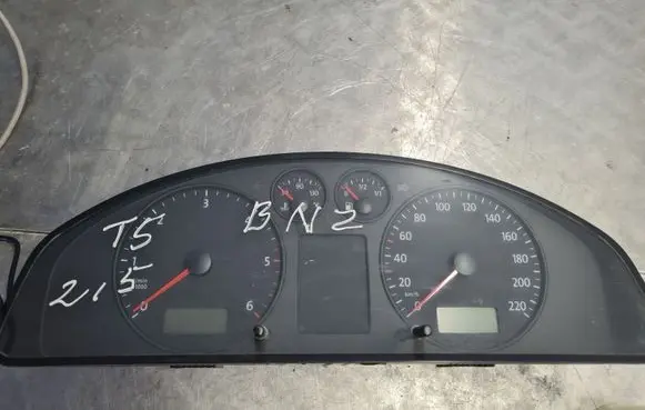 Volkswagen Transporter - Caravelle T5 Speedometer (instrument cluster) 7H0920851L