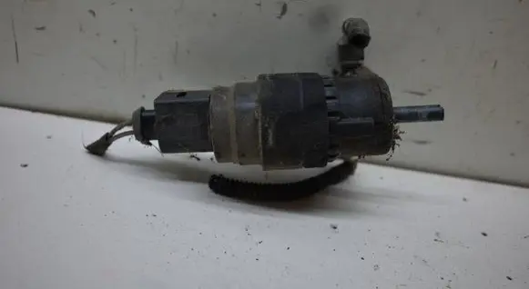 Audi A4 S4 B8 8K Windscreen/windshield washer pump 8K9955647