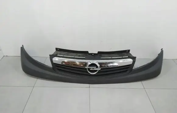Opel Vivaro Front grill 623100243R