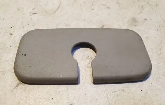 Sun visor clip/hook/bracket