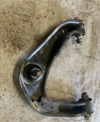 Nissan Navara D23 Front upper control arm/wishbone 