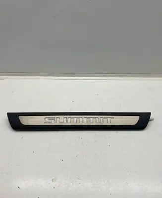Jeep Grand Cherokee Front sill trim cover 5SQ05LC5AC 16723717 1019250701NR