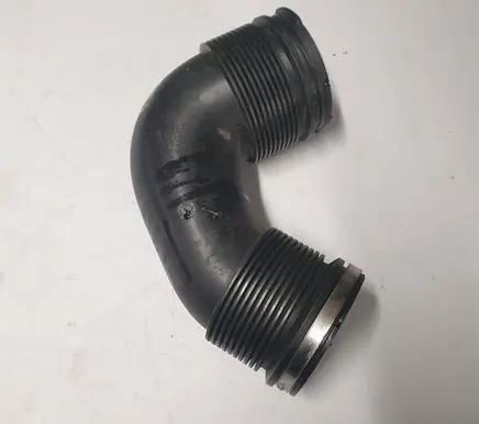 Audi Q7 4M Air intake duct part 059129616B