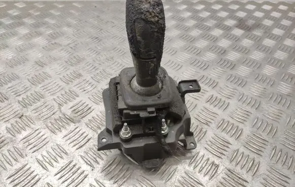 Alfa Romeo Giulia Gear shifter/selector