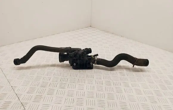Citroen C3 Aircross Thermostat/thermostat housing 9812113780