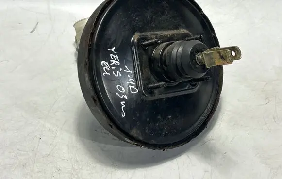 Toyota Yaris Brake booster 061029 3Z25