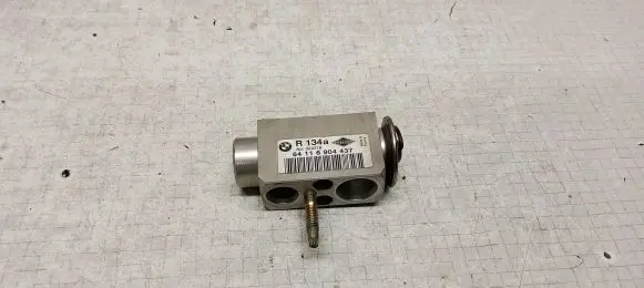 BMW X3 E83 Air conditioning (A/C) expansion valve 64116904437 324318