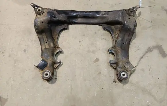 Skoda Superb B5 (3U) Front subframe 