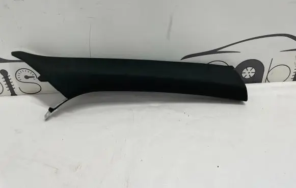 Porsche Cayenne (9Y0 9Y3) (A) pillar trim 9Y0867234