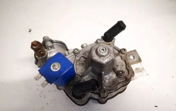 Ford Maverick LP gas reducer 67r014068 67r-014068