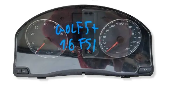 Volkswagen Golf Plus Speedometer (instrument cluster) 1K0920863A