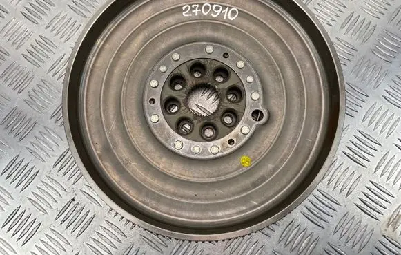 Mercedes-Benz A W176 Flywheel A2700300305