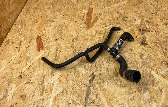 Audi A1 Engine coolant pipe/hose 2Q0122101CH