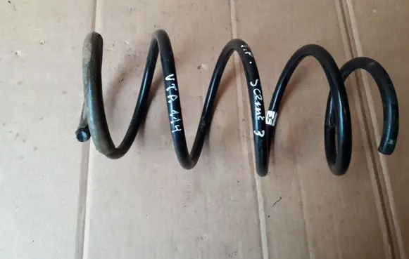 Renault Scenic III - Grand scenic III Front coil spring 540100124R