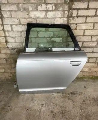 Audi A6 S6 C6 4F Rear door