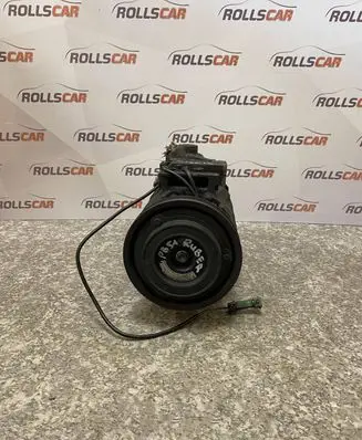 Volkswagen PASSAT B5.5 Air conditioning (A/C) compressor (pump) 8D0260808