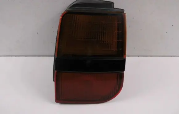 Mitsubishi Space Wagon Rear/tail lights