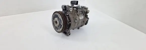 Audi Q7 4M Air conditioning (A/C) compressor (pump) 4M0816803N
