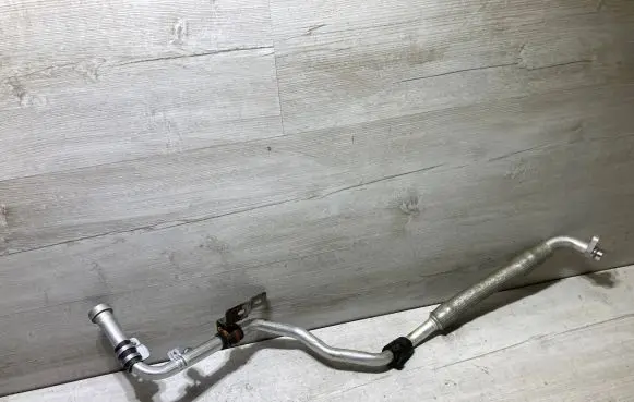 Renault Megane IV Air conditioning (A/C) pipe/hose 924801894R 1234YF