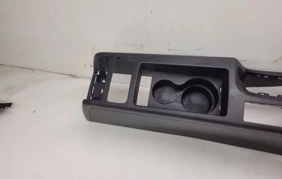 Audi A3 S3 8P Center console 8P1863244