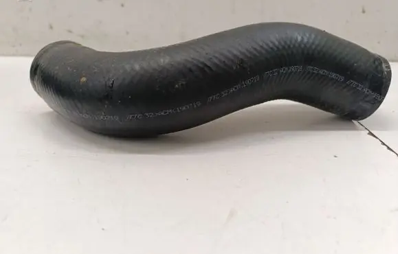Mitsubishi L200 Intercooler hose/pipe