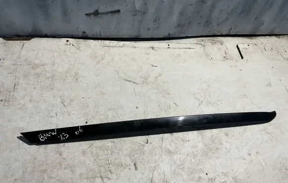 BMW X3 E83 Windshield trim 