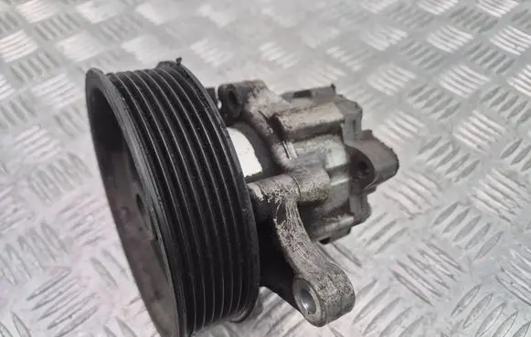 Power steering pump