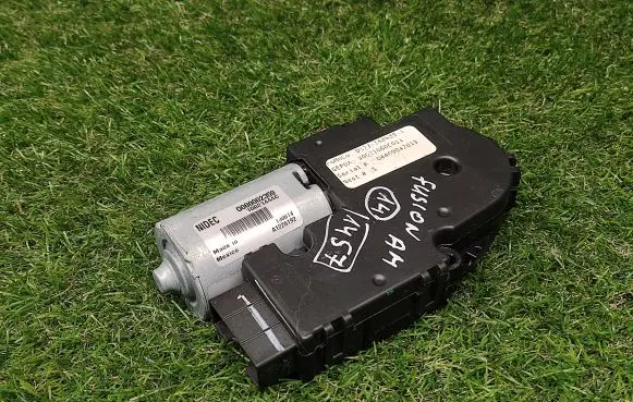 Ford Fusion II Sunroof motor/actuator DS7315B689 DS7315B6891