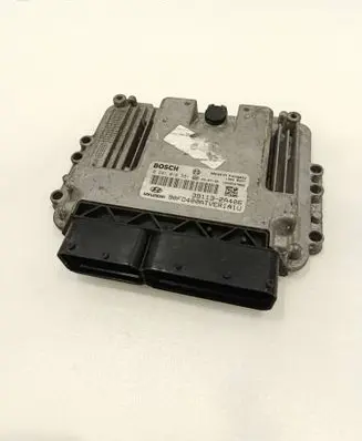 Hyundai i30 Engine control unit/module 391132A406 1039S37068 90ED400ATVE