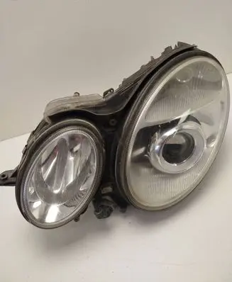 Mercedes-Benz E W211 Headlight/headlamp 16156300