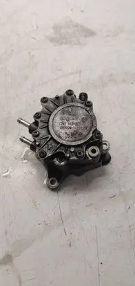Volkswagen PASSAT B6 Vacuum pump 03G145209C