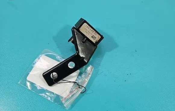 Opel Insignia A Front air suspension height level sensor 12841591 IMPRK1526066