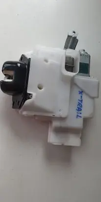 Nissan X-Trail T32 Tailgate/trunk/boot lock/catch/latch