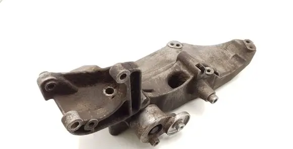 Renault Trafic II (X83) Generator/alternator bracket 8200115762
