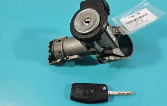Ford B-MAX Ignition lock 8A6T-15607-AC IMPRK1543136