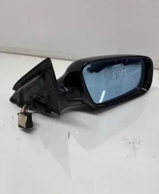Audi A6 S6 C5 4B Front door electric wing mirror