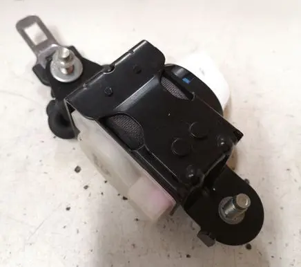 Mazda 6 Middle seatbelt (rear) GJ6J